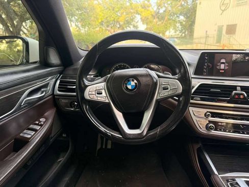 Used 2016 BMW 740i RWD image 17