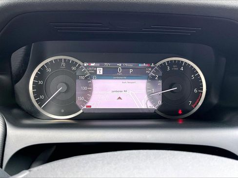 Used 2023 Land Rover Discovery Sport S R-Dynamic image 25