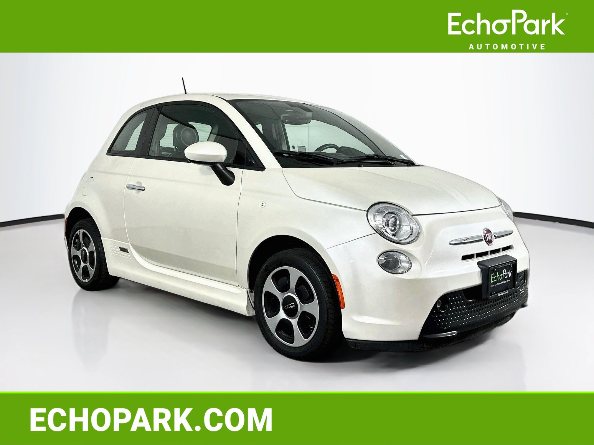 Used 2016 FIAT 500 e FWD image 1