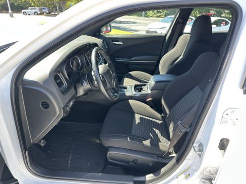 Used 2022 Dodge Charger Scat Pack RWD image 16