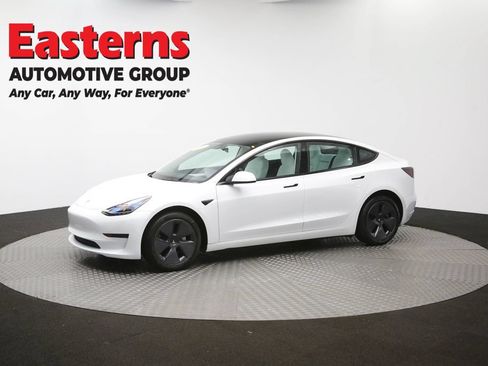 Used 2023 Tesla Model 3 Standard Range RWD image 52