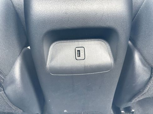 Used 2025 Nissan Sentra SV image 22