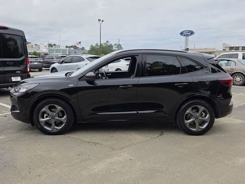 Used 2024 Ford Escape ST-Line w/ Equipment Group 301A FWD image 5