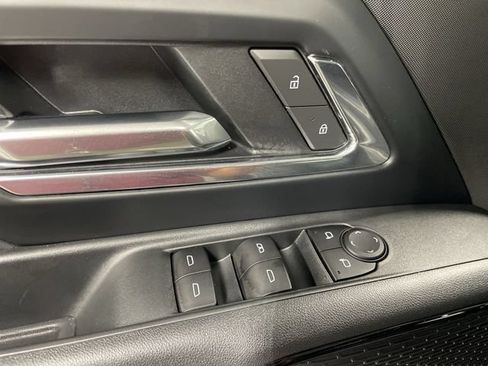 Certified 2026 Chevrolet Silverado EV LT AWD/4WD image 13