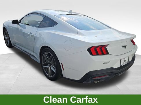 Used 2024 Ford Mustang Coupe RWD image 4