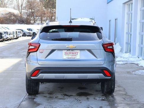 New 2026 Chevrolet Trax LT image 9