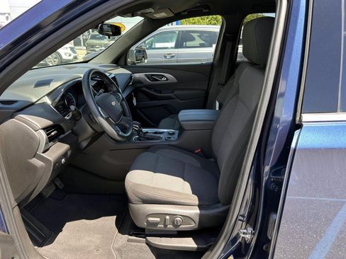 Used 2023 Chevrolet Traverse LT AWD/4WD image 11