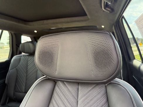 Certified 2026 Cadillac Vistiq Platinum w/ LPO, Floor Liner Package AWD/4WD image 29