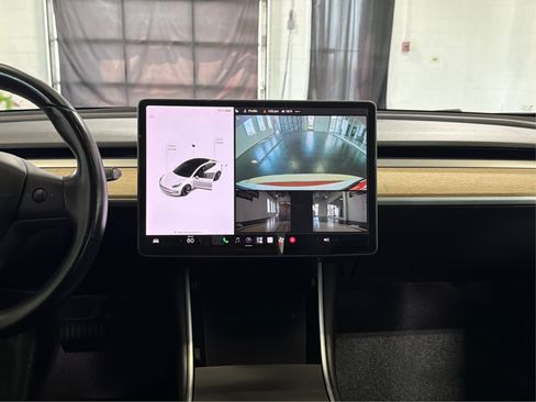 Used 2019 Tesla Model 3 Mid Range RWD image 29