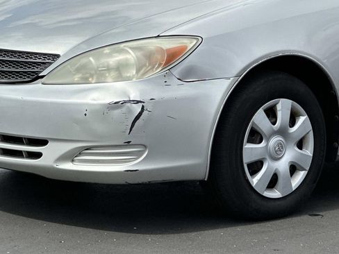 Used 2004 Toyota Camry LE image 8