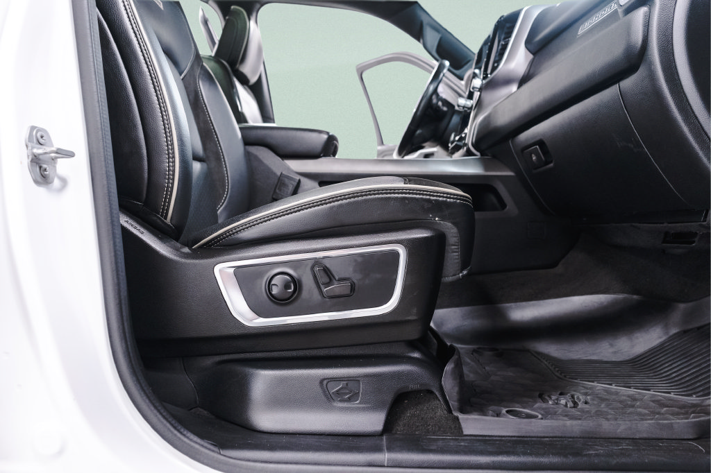 Used 2020 RAM 1500 Big Horn AWD/4WD image 10