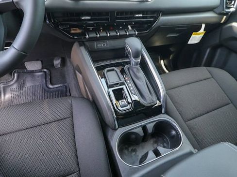 New 2025 GMC Canyon Elevation w/ Convenience Package image 21