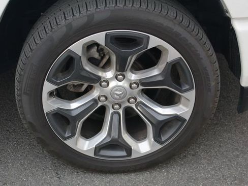 Used 2023 RAM 1500 Limited w/ Trailer Tow Group image 9