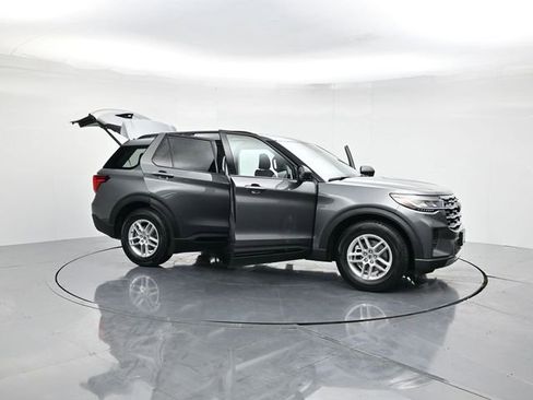 New 2026 Ford Explorer Active image 48