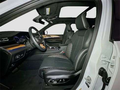 Certified 2024 Jeep Grand Cherokee Summit image 17