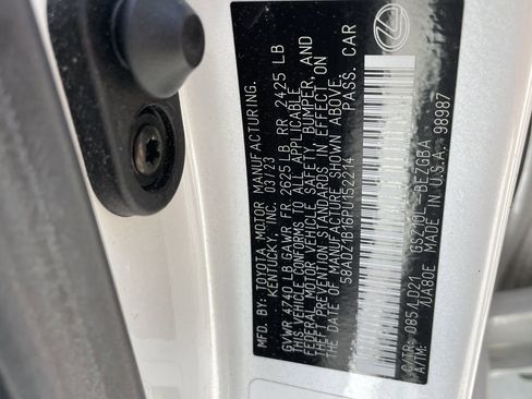 Used 2023 Lexus ES 350 w/ Premium Package FWD image 33