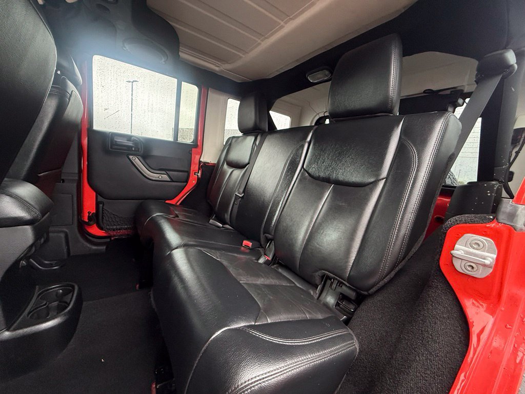 Used 2013 Jeep Wrangler Unlimited Sahara AWD/4WD image 25