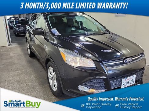Used 2015 Ford Escape SE w/ Equipment Group 201A image 1