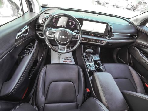 Used 2024 Kia Sportage EX image 35