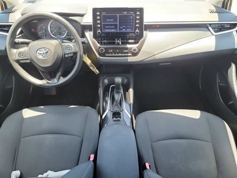 Used 2021 Toyota Corolla LE FWD image 8