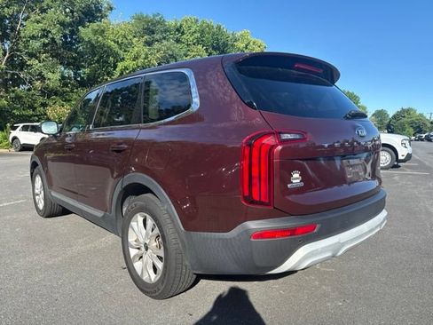 Used 2020 Kia Telluride LX AWD/4WD image 3