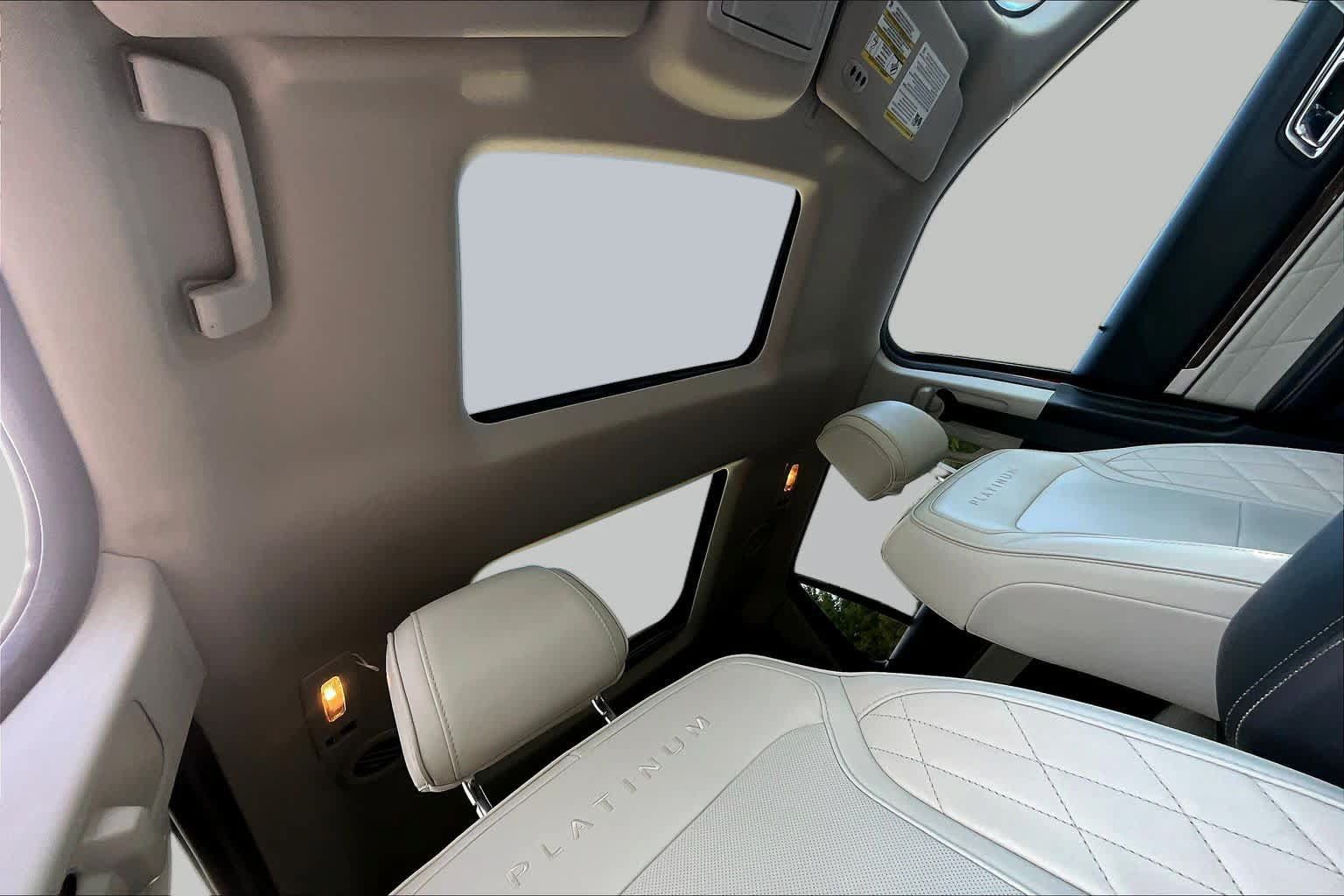Used 2017 Ford Explorer Platinum AWD/4WD image 14