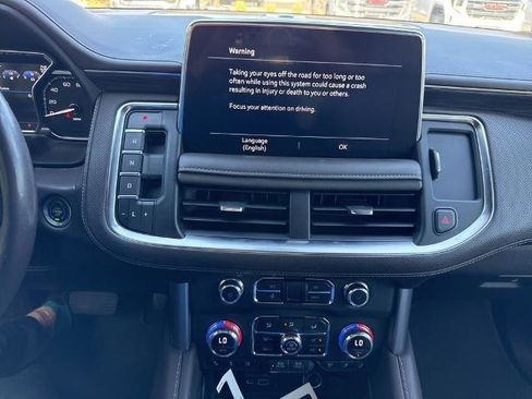 Used 2021 GMC Yukon XL SLT w/ SLT Premium Package AWD/4WD image 8