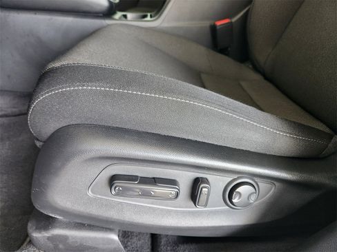 Certified 2025 Honda CR-V EX image 23