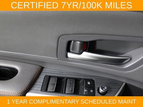 Used 2024 Toyota Sienna XSE w/ XSE Plus Package FWD image 16