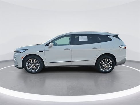 Certified 2023 Buick Enclave Essence w/ Experience Buick Package image 6