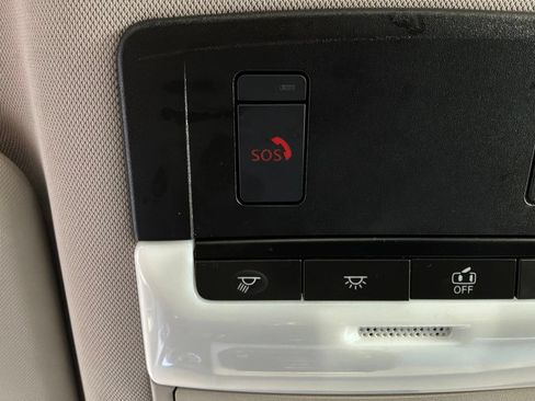 Used 2025 Nissan Rogue SV AWD/4WD image 19