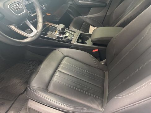 Used 2023 Audi Q5 Premium AWD/4WD image 11
