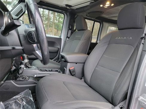 Certified 2019 Jeep Wrangler Unlimited Sahara image 20