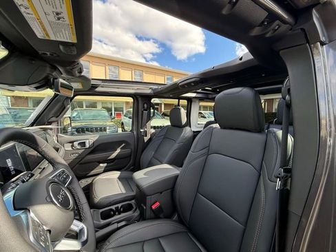 New 2026 Jeep Wrangler Sahara image 20