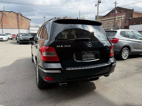 Used 2010 Mercedes-Benz GLK 350 4MATIC image 4