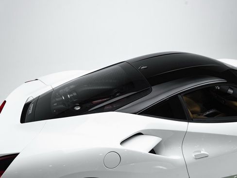 Used 2016 Ferrari 488 GTB Base image 60