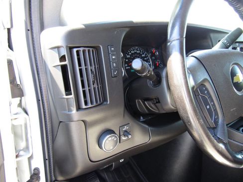 Used 2021 Chevrolet Express 2500 w/ Driver Convenience Package RWD image 17