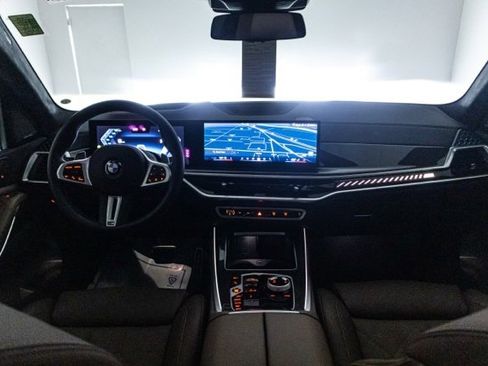 Used 2026 BMW X5 M60i image 43