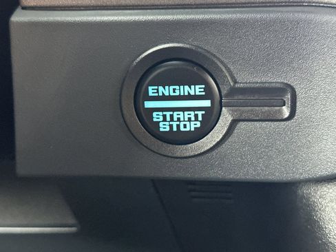 New 2025 Ford Bronco Badlands image 23