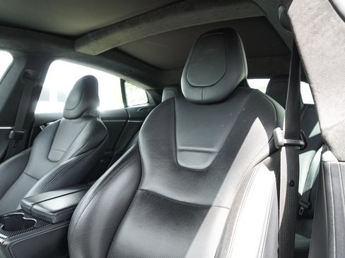 Used 2016 Tesla Model S P85D image 16