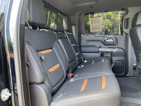 Used 2021 GMC Sierra 1500 AT4 w/ Technology Package AWD/4WD image 39