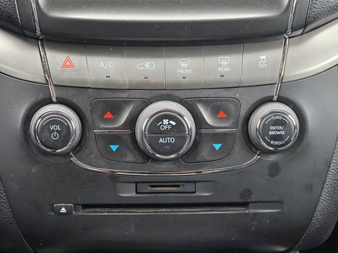 Used 2018 Dodge Journey Crossroad image 14