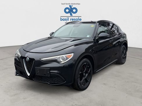 Used 2018 Alfa Romeo Stelvio Sport w/ Quick Order Package 22J Sport image 2
