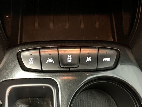 Used 2023 Chevrolet TrailBlazer LS AWD/4WD image 23