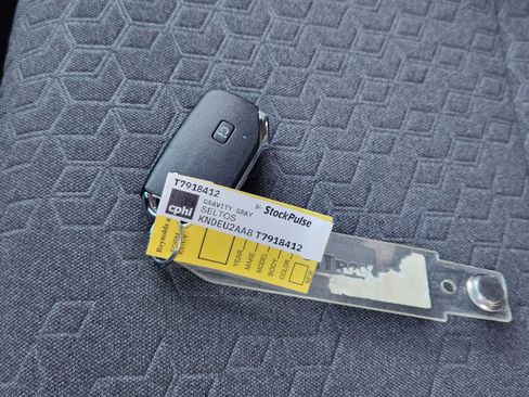 New 2026 Kia Seltos S image 30