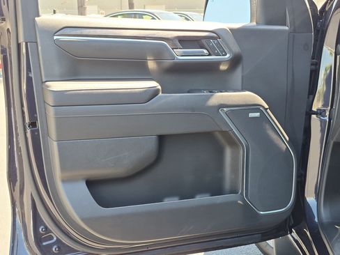 Used 2022 Chevrolet Silverado 1500 LTZ w/ Technology Package RWD image 14