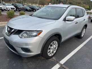Used 2016 Nissan Rogue S video 1