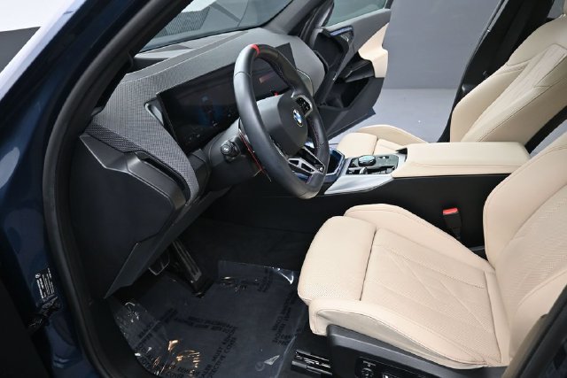 Used 2025 BMW X3 M50 w/ Premium Package AWD/4WD image 18