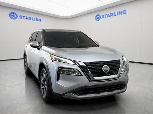 Used 2021 Nissan Rogue SV FWD image 14