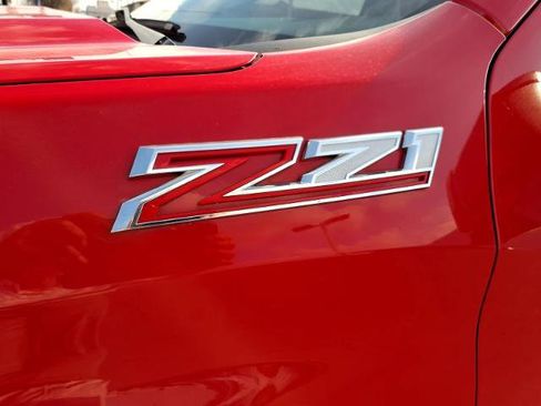 Used 2022 Chevrolet Silverado 1500 RST w/ Z71 Off-Road Package image 6